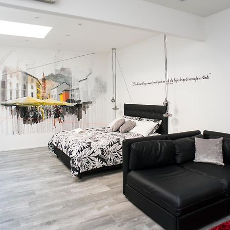 Apartamento La Viscontea Lecco Exterior foto